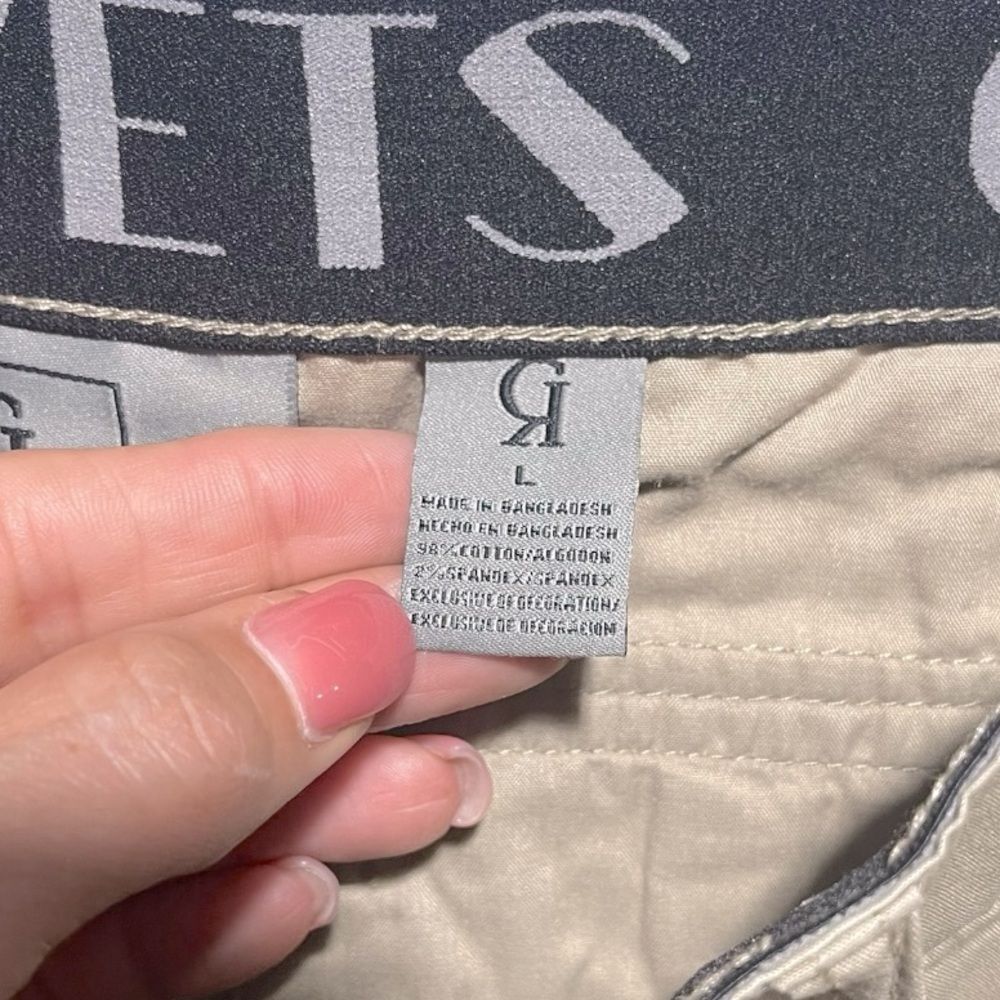 Grey Rivets Men’s Messenger Cargo Shorts - Picture 7 of 7
